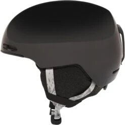 Oakley MOD1 2023 27 Oakley MOD1 2023 -Ski Supplies Shop 0001 oakley mod1 helmet 2021 sandbech black 2 2000x jpeg